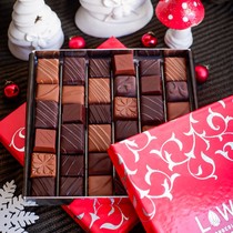 Noël en édition limitée
#noel #chocolat #chocolatartisanal #heartmade #chocolates #confiserie #guimauve #marronsglaces